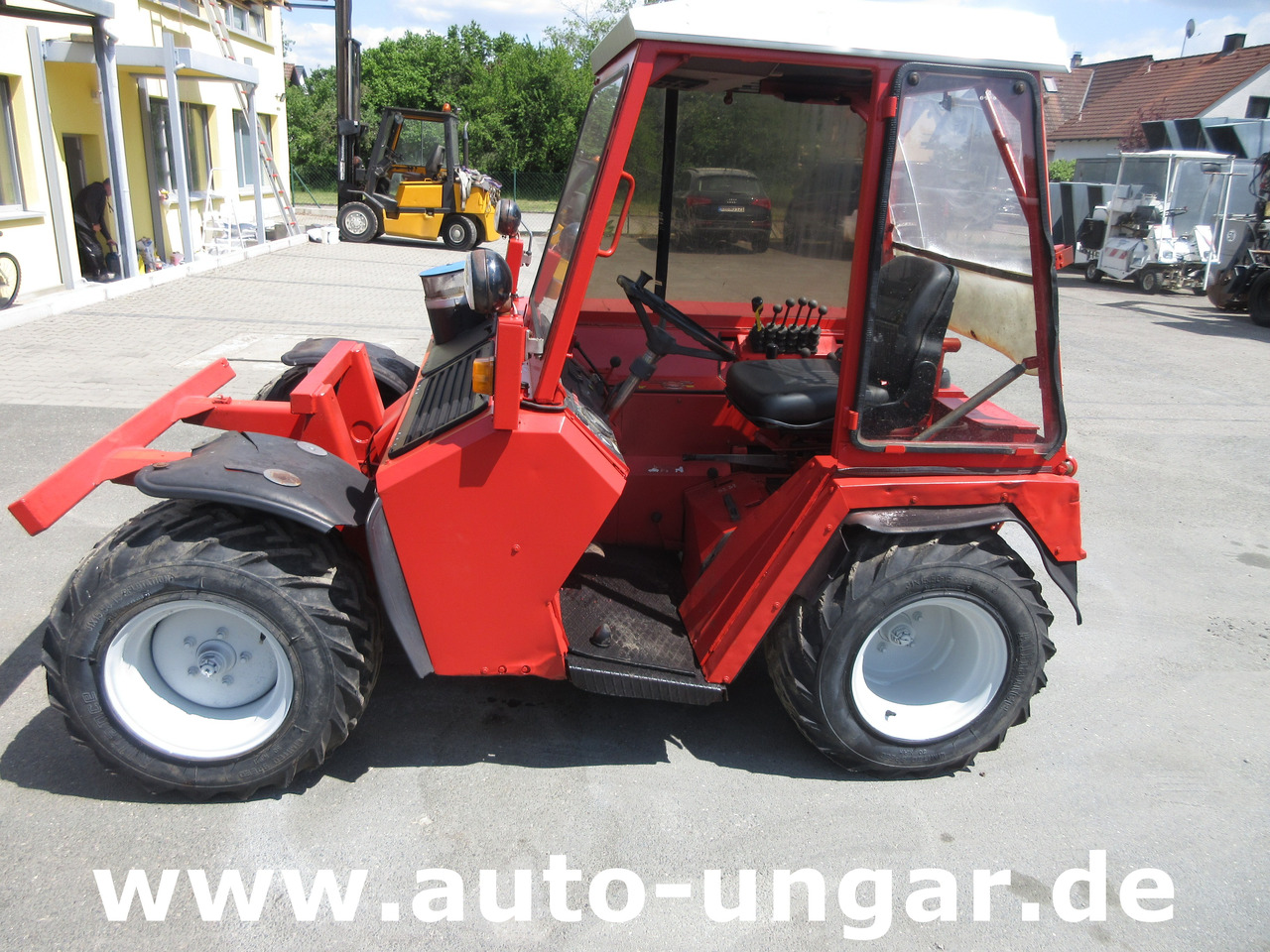 Aebi Terratrac TT88 Bergtraktor Metrac 4x4 Hydrostat 2x Zapfwelle Heckhydraulik - Tractor: foto 4 Aebi Terratrac TT88 Bergtraktor Metrac 4x4 Hydrostat 2x Zapfwelle Heckhydraulik - Tractor: foto 4