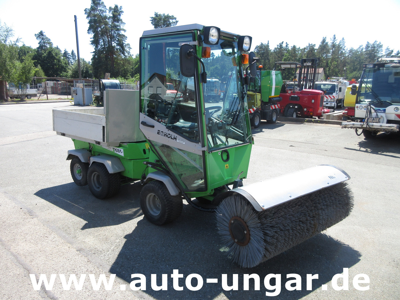 Egholm Nilfisk 2100 Powerflex 4x4 Kipper AHK Hydraulik Bürste Winterdienst - Tractor municipal: foto 1 Egholm Nilfisk 2100 Powerflex 4x4 Kipper AHK Hydraulik Bürste Winterdienst - Tractor municipal: foto 1