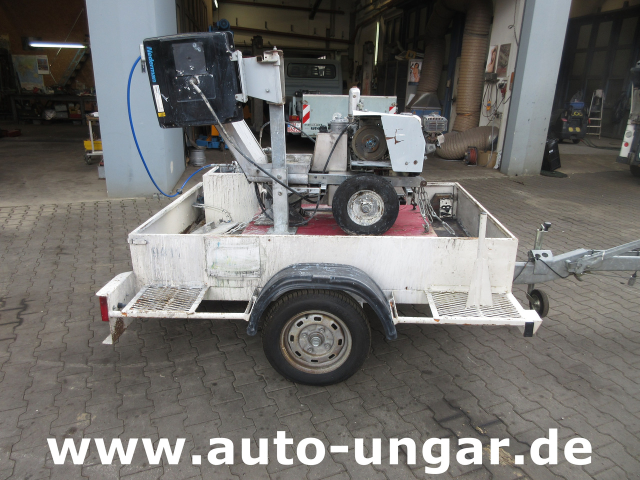 Graco Zebra 5 Airless Traceuse Markiermaschine Roadmarking Machine mit Trailer Hofmann - Construcción de carreteras: foto 5 Graco Zebra 5 Airless Traceuse Markiermaschine Roadmarking Machine mit Trailer Hofmann - Construcción de carreteras: foto 5