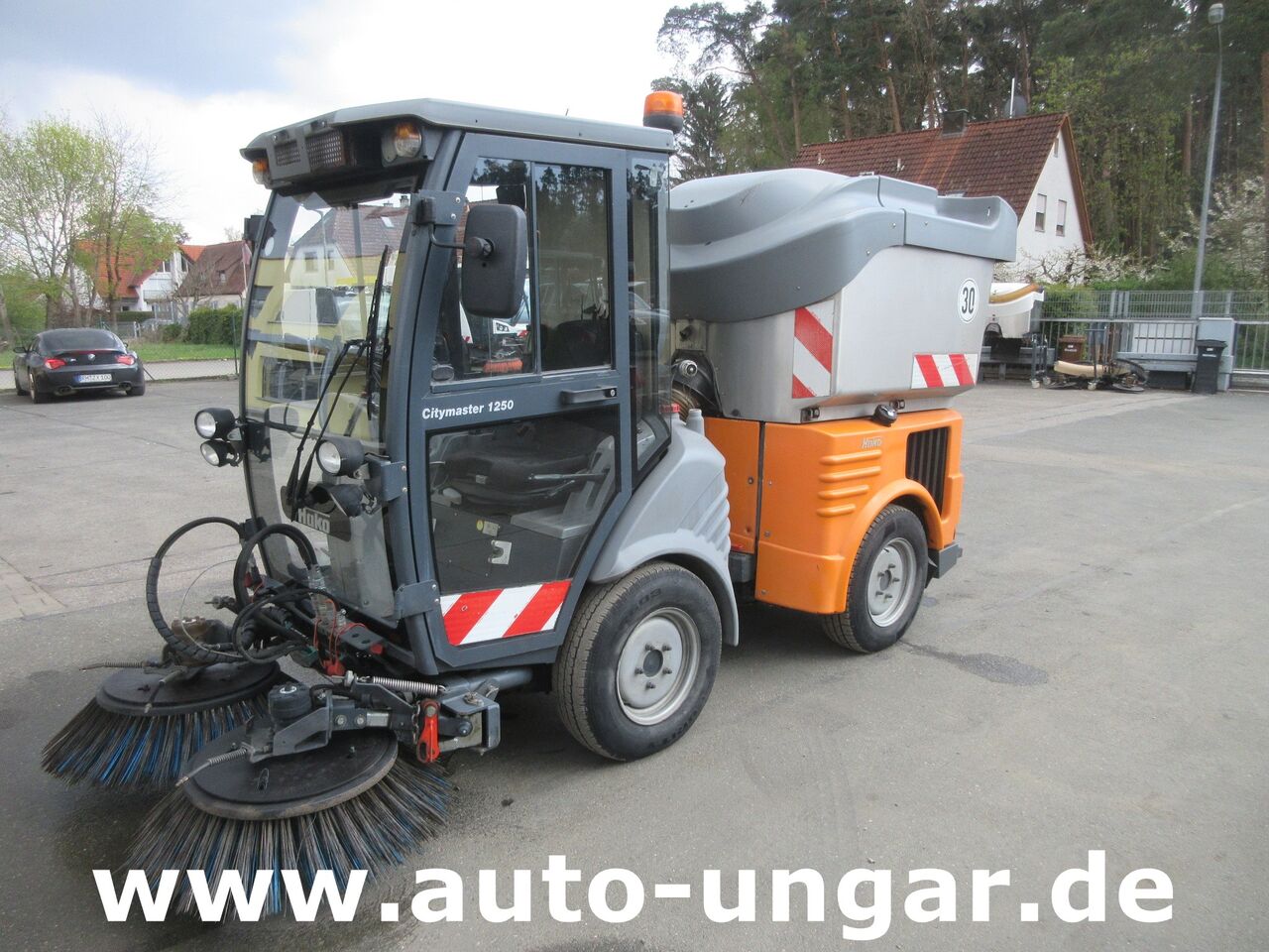 Hako Citymaster CM1250 Kehrmaschine 4x4 Knicklenkung Kommunalfahrzeug - Barredora vial: foto 5 Hako Citymaster CM1250 Kehrmaschine 4x4 Knicklenkung Kommunalfahrzeug - Barredora vial: foto 5