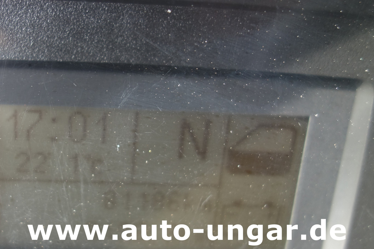 Camión caja cerrada IVECO Eurocargo 120E225Doka Koffer mobile Werkstatt LBW Dachträger Wohnmobil Dif.-Sperre: foto 28 Camión caja cerrada IVECO Eurocargo 120E225Doka Koffer mobile Werkstatt LBW Dachträger Wohnmobil Dif.-Sperre: foto 28