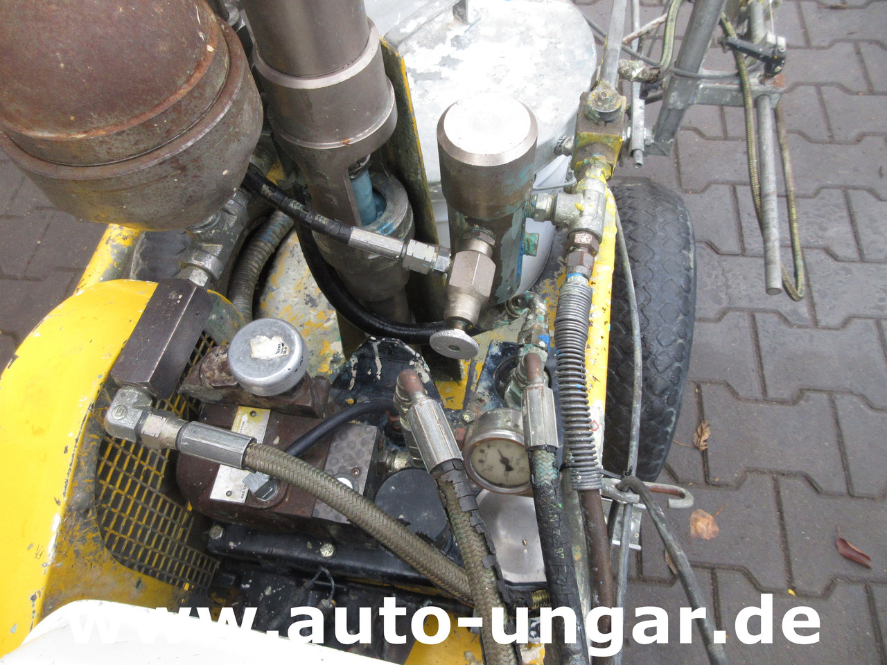 ProSign Citadine Graco LineLazer Airless Road Marking Machine Straßenmarkiermaschine Markiermaschine - Construcción de carreteras: foto 4 ProSign Citadine Graco LineLazer Airless Road Marking Machine Straßenmarkiermaschine Markiermaschine - Construcción de carreteras: foto 4