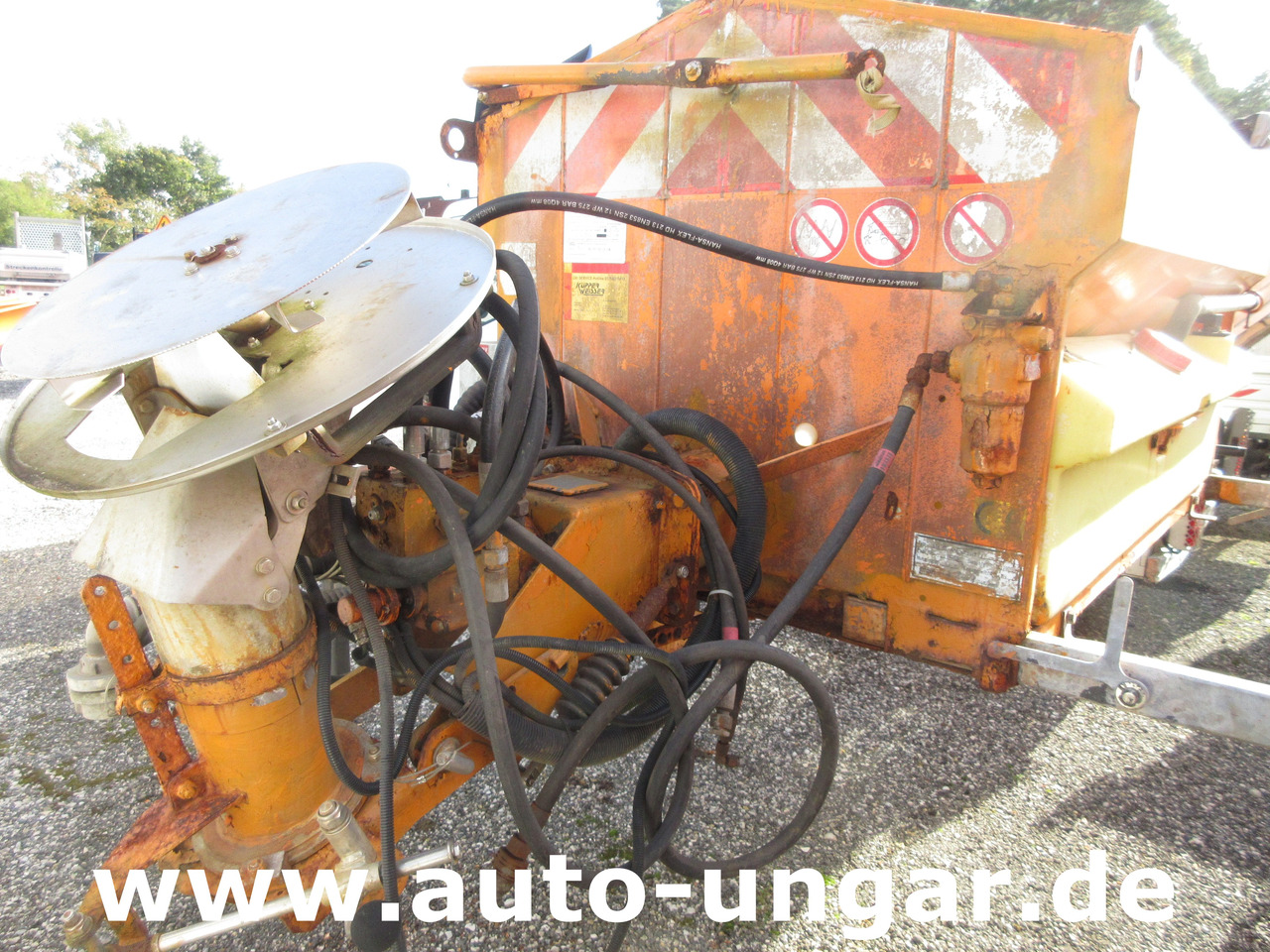 Küpper-Weisser STA80 W12H 1.2m³ Salzstreuer + Sole - Vehículo municipal: foto 4 Küpper-Weisser STA80 W12H 1.2m³ Salzstreuer + Sole - Vehículo municipal: foto 4