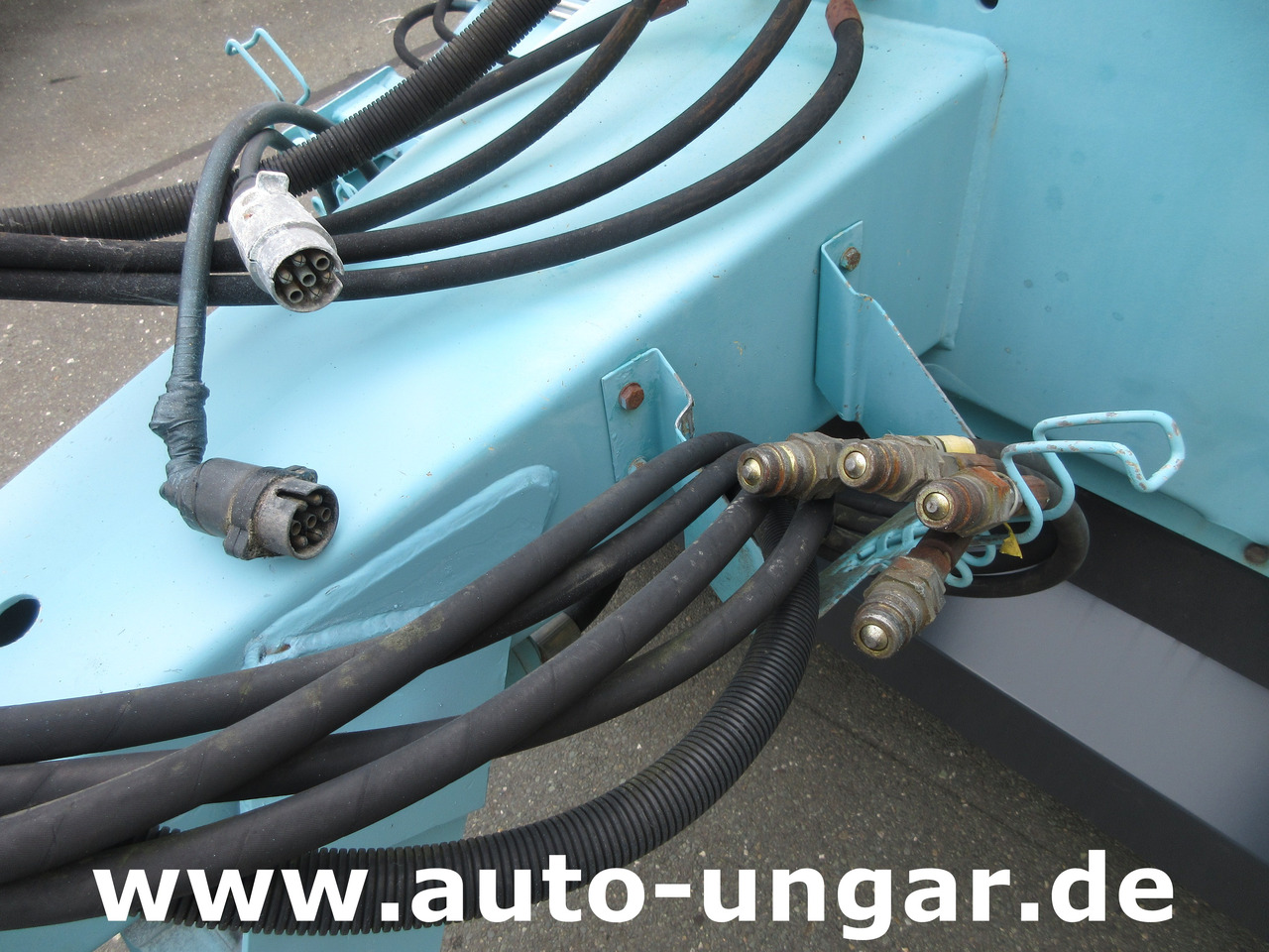 Pistenbully BeachTech STR 2000 BeachCleaner Strandreiniger чистач на плажа - Vehículo municipal: foto 4 Pistenbully BeachTech STR 2000 BeachCleaner Strandreiniger чистач на плажа - Vehículo municipal: foto 4