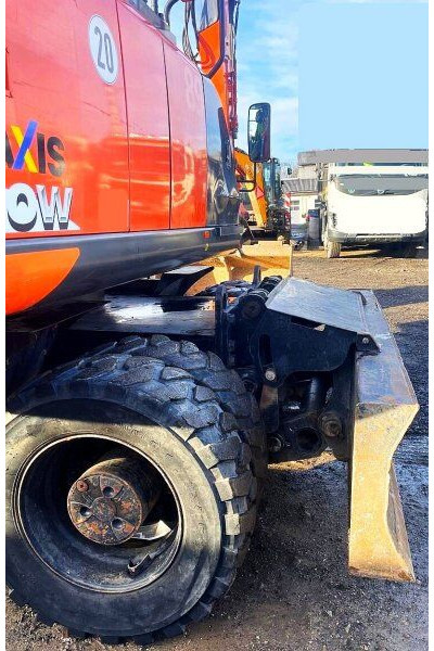 Hitachi 20t ZX190 W-6 (Zaxis) - Excavadora de ruedas: foto 5 Hitachi 20t ZX190 W-6 (Zaxis) - Excavadora de ruedas: foto 5