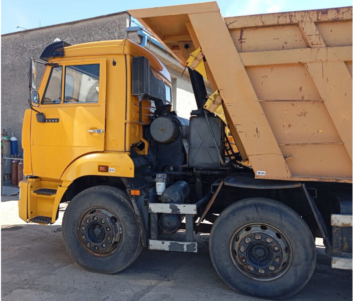 Kamaz 8x4 dumper 17m3 - Volquete camión: foto 4 Kamaz 8x4 dumper 17m3 - Volquete camión: foto 4