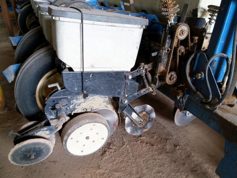 Kinze 3000 (8x lines 75 - Sembradora de precisión: foto 4 Kinze 3000 (8x lines 75 - Sembradora de precisión: foto 4