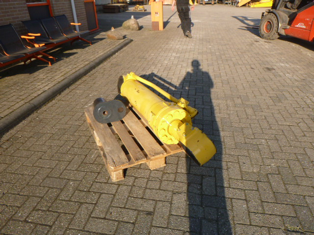 KOMATSU WA600 - Cilindro hidráulico para Cargadora de ruedas: foto 2 KOMATSU WA600 - Cilindro hidráulico para Cargadora de ruedas: foto 2