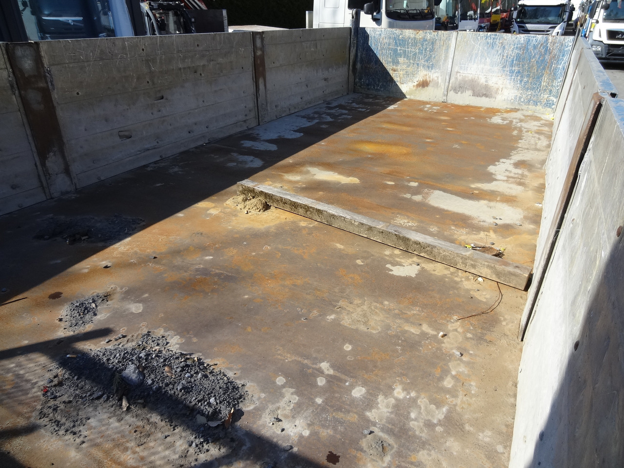 Volquete camión, Camión grúa Iveco Trakker AD340T41 8X4 Kipper Kran Palfinger 23002: foto 13