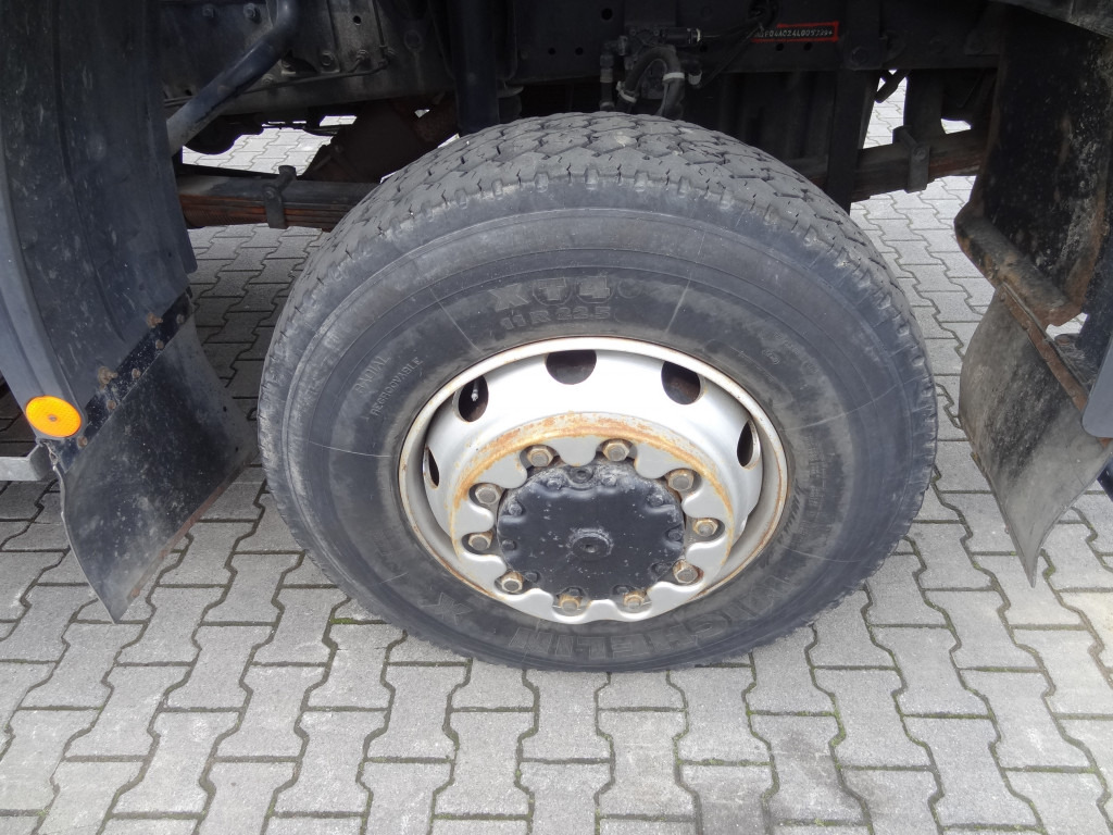 MAN F90 16.242 4X4 / Feuerwehr - Chasis camión: foto 3 MAN F90 16.242 4X4 / Feuerwehr - Chasis camión: foto 3