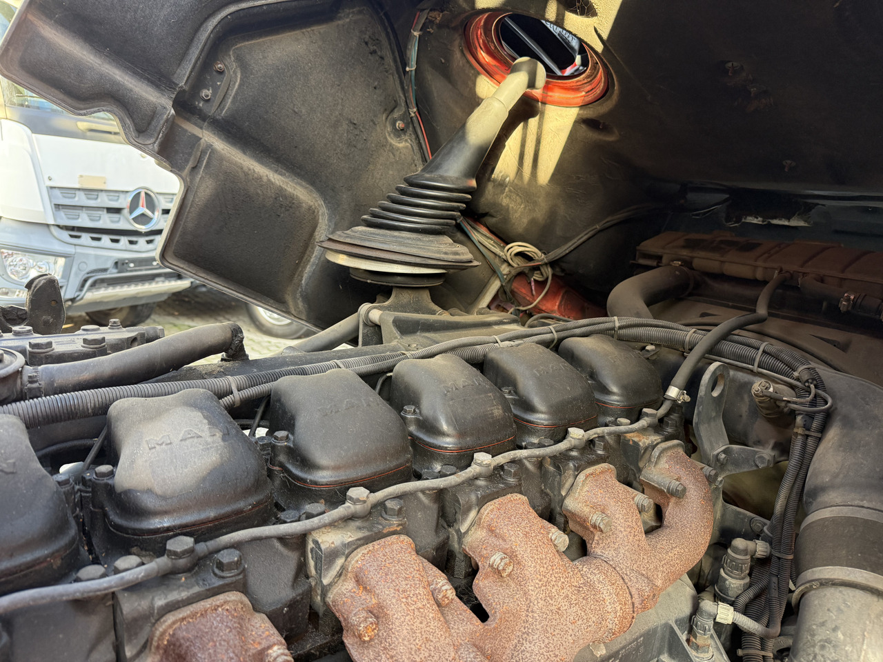 MAN F90 16.242 4X4 / Feuerwehr - Chasis camión: foto 3 MAN F90 16.242 4X4 / Feuerwehr - Chasis camión: foto 3