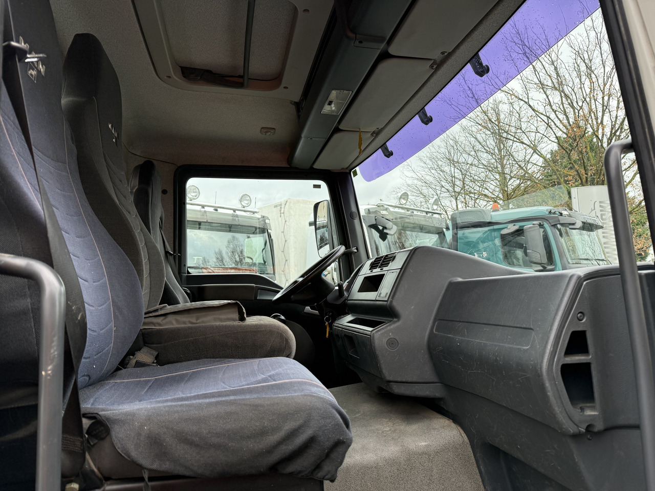 MAN TGM 12.240 Palfinger 11001 bis 19 Meter - Camión caja abierta, Camión grúa: foto 5 MAN TGM 12.240 Palfinger 11001 bis 19 Meter - Camión caja abierta, Camión grúa: foto 5