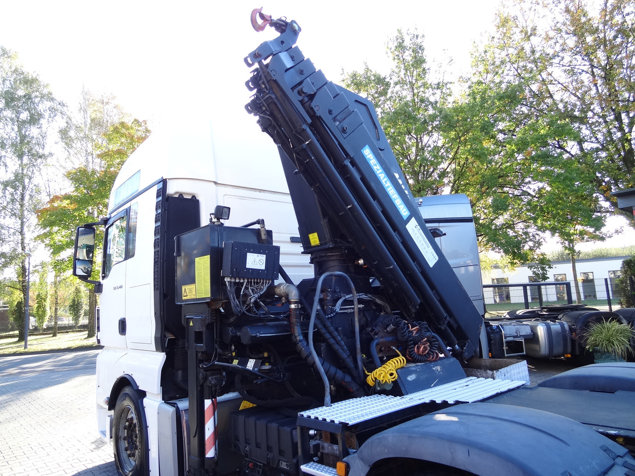 MAN TGX 33.480 6X4 Kran MKG 381 bis 20 Meter - Camión grúa, Cabeza tractora: foto 5 MAN TGX 33.480 6X4 Kran MKG 381 bis 20 Meter - Camión grúa, Cabeza tractora: foto 5
