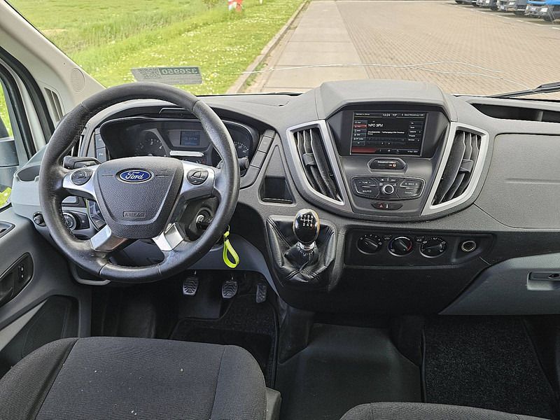 Furgón Ford Transit 2.0: foto 8 Furgón Ford Transit 2.0: foto 8