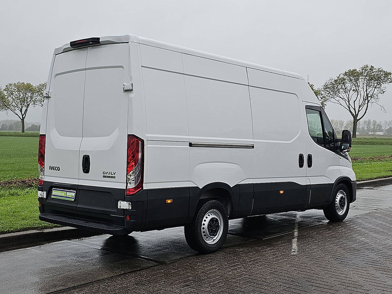 Iveco Daily 35 S 3.0ltr ac aut. EURO6 - Furgón: foto 3 Iveco Daily 35 S 3.0ltr ac aut. EURO6 - Furgón: foto 3