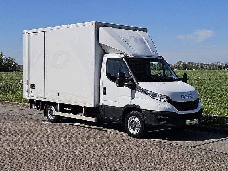 Iveco Daily 35S12 Bakwagen Laadklep! - Furgoneta: foto 5 Iveco Daily 35S12 Bakwagen Laadklep! - Furgoneta: foto 5