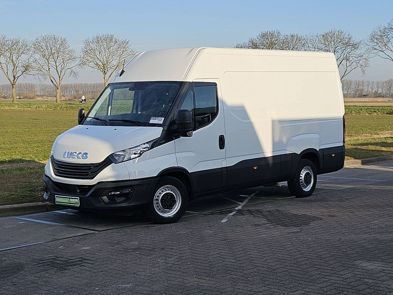 Iveco Daily 35S14 L2H2 3.5T-AHG Euro6! - Furgón: foto 2 Iveco Daily 35S14 L2H2 3.5T-AHG Euro6! - Furgón: foto 2