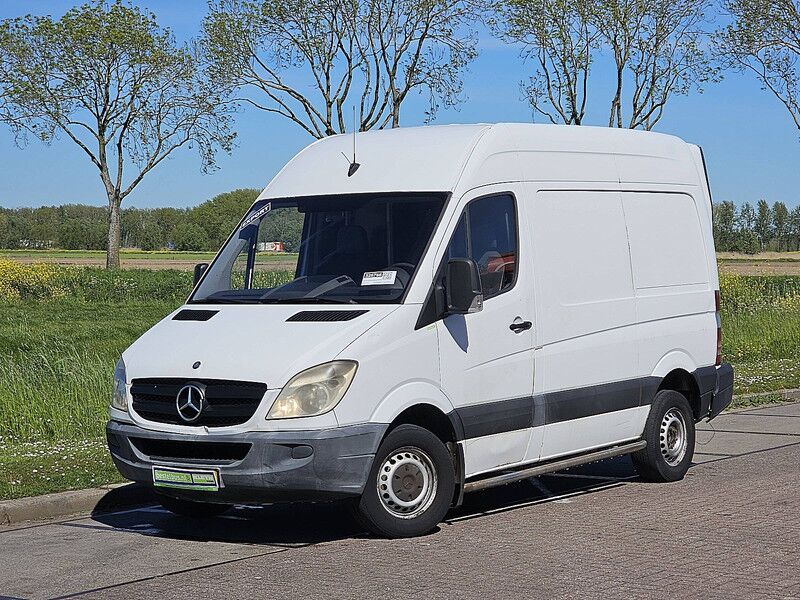 Mercedes-Benz Sprinter 209 - Furgoneta pequeña: foto 2 Mercedes-Benz Sprinter 209 - Furgoneta pequeña: foto 2