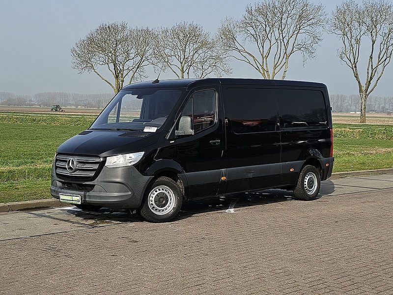Mercedes-Benz Sprinter 214 ac MBUX EURO6 - Furgoneta pequeña: foto 2 Mercedes-Benz Sprinter 214 ac MBUX EURO6 - Furgoneta pequeña: foto 2