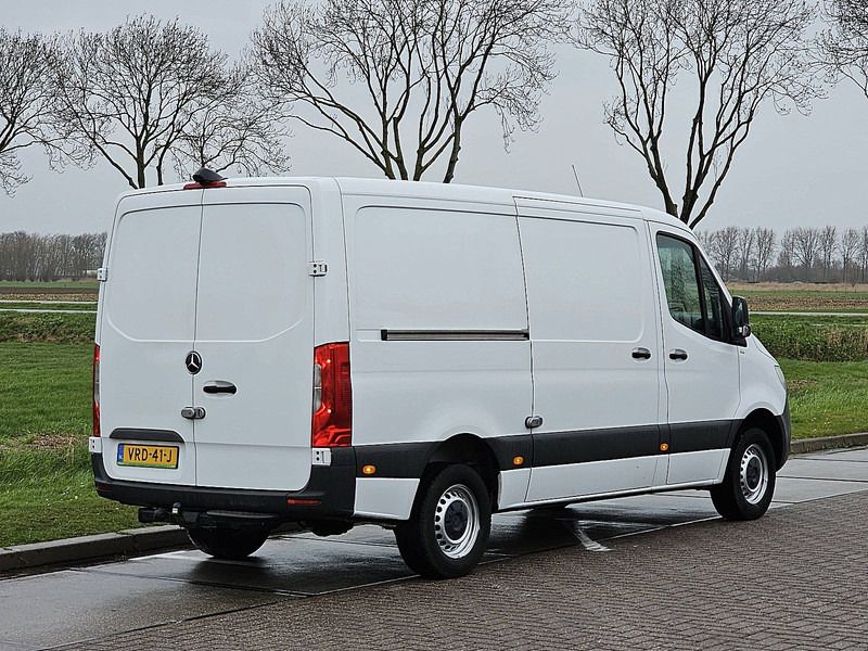 Mercedes-Benz Sprinter 315 L2H1 2.8T-Trekhaak ! - Furgón: foto 3 Mercedes-Benz Sprinter 315 L2H1 2.8T-Trekhaak ! - Furgón: foto 3