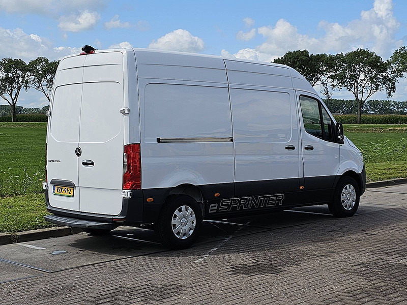 Mercedes-Benz eSprinter L2H2 41kWh Automaat! - Furgón, Furgoneta eléctrica: foto 3 Mercedes-Benz eSprinter L2H2 41kWh Automaat! - Furgón, Furgoneta eléctrica: foto 3