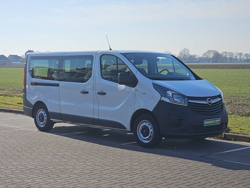 Opel Vivaro 1.6 KOMBI 8+ 1 Euro6 AC! - Minibús, Furgoneta de pasajeros: foto 5 Opel Vivaro 1.6 KOMBI 8+ 1 Euro6 AC! - Minibús, Furgoneta de pasajeros: foto 5