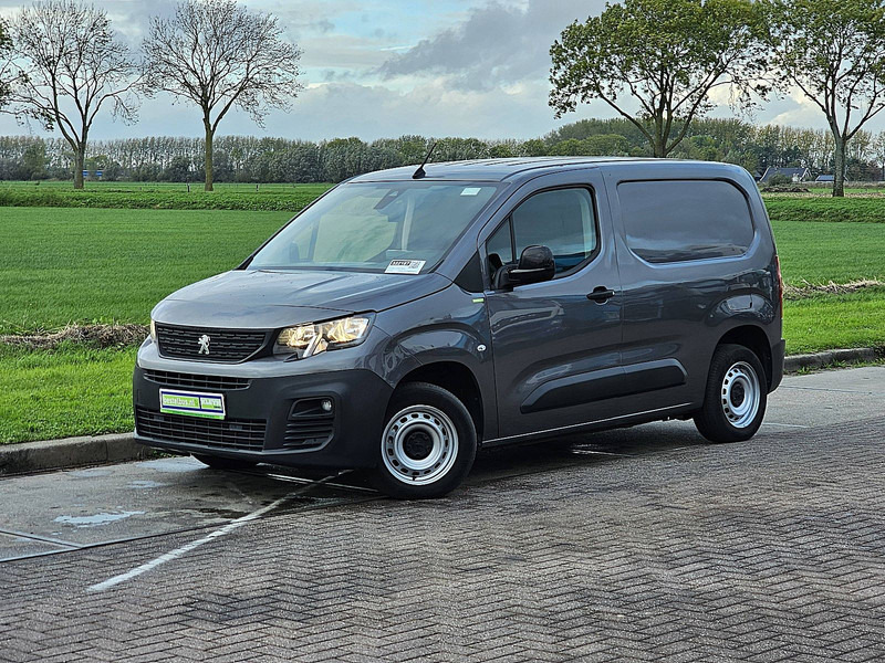 Peugeot Partner 1.5 BHDI 102 - Furgoneta: foto 2 Peugeot Partner 1.5 BHDI 102 - Furgoneta: foto 2