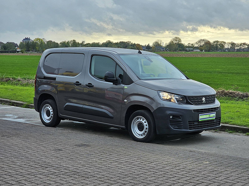 Peugeot Partner 1.5 BHDI 102 - Furgoneta: foto 5 Peugeot Partner 1.5 BHDI 102 - Furgoneta: foto 5