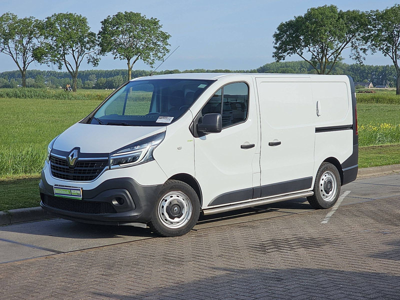 Renault Trafic 1.6 DCI 95 COMFORT L1H1 - Furgoneta pequeña: foto 2 Renault Trafic 1.6 DCI 95 COMFORT L1H1 - Furgoneta pequeña: foto 2