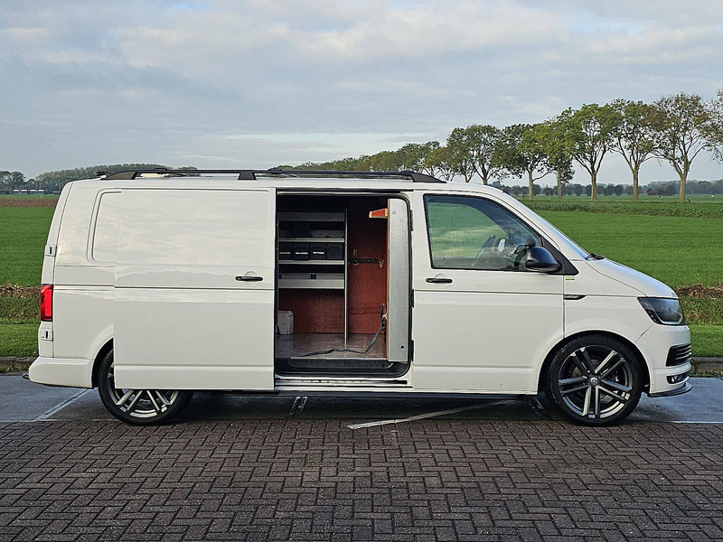 Furgoneta pequeña Volkswagen Transporter 2.0 TDI L2H1 150Pk EDITION !: foto 15