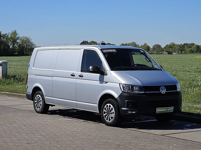 Volkswagen Transporter 2.0 TDI ac automaat EURO6 - Furgoneta pequeña: foto 5 Volkswagen Transporter 2.0 TDI ac automaat EURO6 - Furgoneta pequeña: foto 5