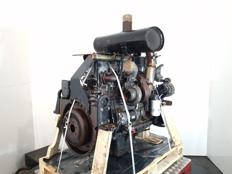 Iveco FPT 667TA F4HE0684J*D Engine (Plant) - Motor para Maquinaria de construcción: foto 1 Iveco FPT 667TA F4HE0684J*D Engine (Plant) - Motor para Maquinaria de construcción: foto 1