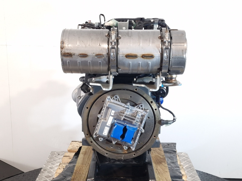 Kubota V2403-CR-T-EF02 New Engine (Plant) - Motor para Maquinaria de construcción: foto 4 Kubota V2403-CR-T-EF02 New Engine (Plant) - Motor para Maquinaria de construcción: foto 4