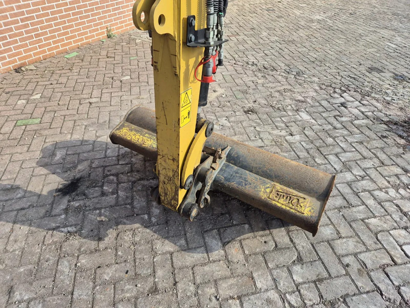 Caterpillar 303.5ECR - Miniexcavadora: foto 5 Caterpillar 303.5ECR - Miniexcavadora: foto 5