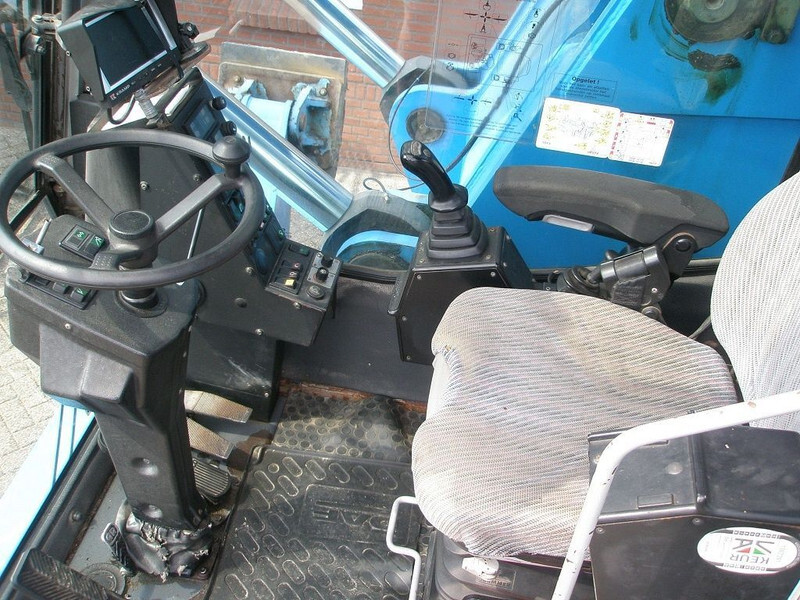 Fuchs MHL360 - Manipulador de materiales: foto 5 Fuchs MHL360 - Manipulador de materiales: foto 5