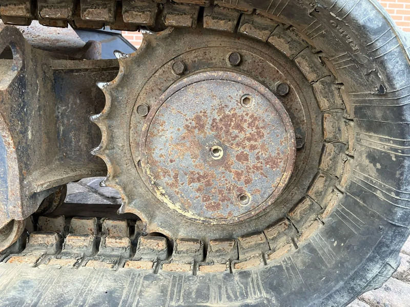 Kubota KX121-3 - Miniexcavadora: foto 5 Kubota KX121-3 - Miniexcavadora: foto 5