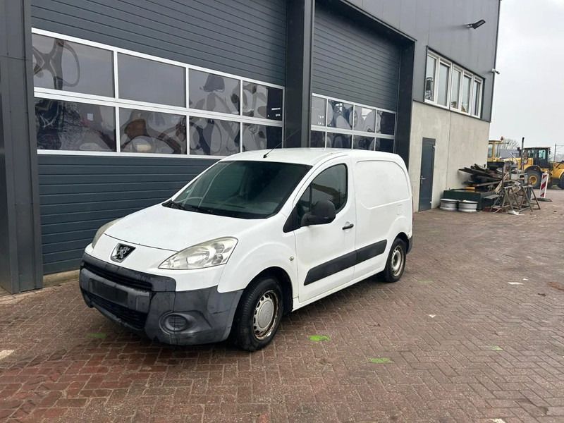 Peugeot Partner - Furgón: foto 1 Peugeot Partner - Furgón: foto 1