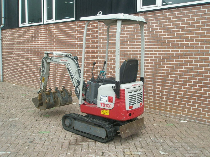 Takeuchi TB108 - Miniexcavadora: foto 2 Takeuchi TB108 - Miniexcavadora: foto 2