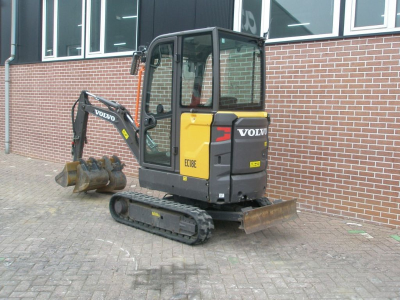 Volvo ECR18E - Miniexcavadora: foto 2 Volvo ECR18E - Miniexcavadora: foto 2