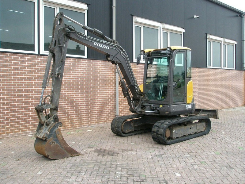 Volvo ECR50D - Miniexcavadora: foto 1 Volvo ECR50D - Miniexcavadora: foto 1