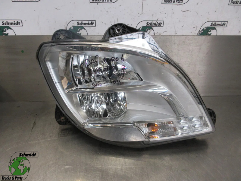 DAF 1857527 KOPLAMP XENOS LED DAF XF 480 EURO 6 RECHTS MODEL 2022 - Faro delantero para Camión: foto 1 DAF 1857527 KOPLAMP XENOS LED DAF XF 480 EURO 6 RECHTS MODEL 2022 - Faro delantero para Camión: foto 1