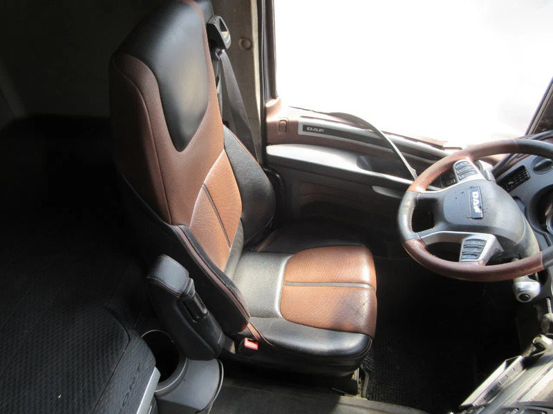 Asiento para Camión DAF 2109118 // 2109134 LEER LUX STOEL LUCHTGEVEEER RECHTS EN LINKS EURO 6: foto 8