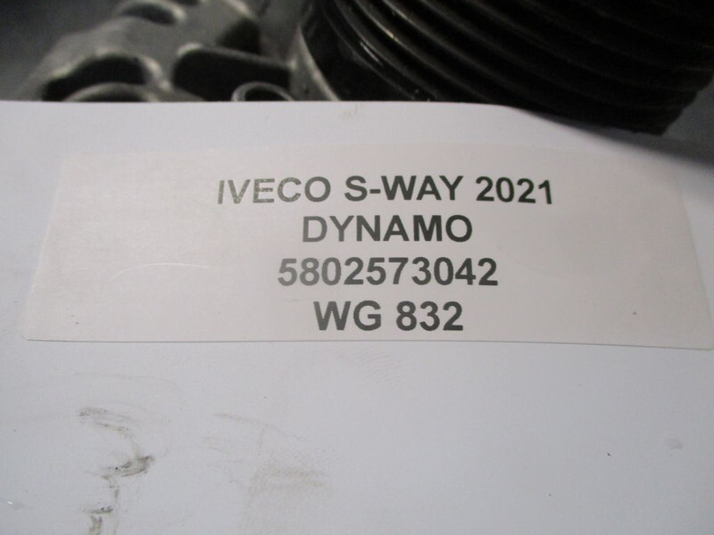 Iveco S-WAY 5802573042 DYNAMO EURO 6 MODEL 2021 - Alternador para Camión: foto 2 Iveco S-WAY 5802573042 DYNAMO EURO 6 MODEL 2021 - Alternador para Camión: foto 2