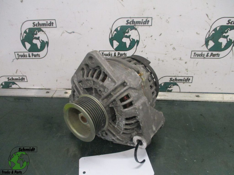 MAN 51.26101-72570 dynamo tgs - Alternador para Camión: foto 1 MAN 51.26101-72570 dynamo tgs - Alternador para Camión: foto 1