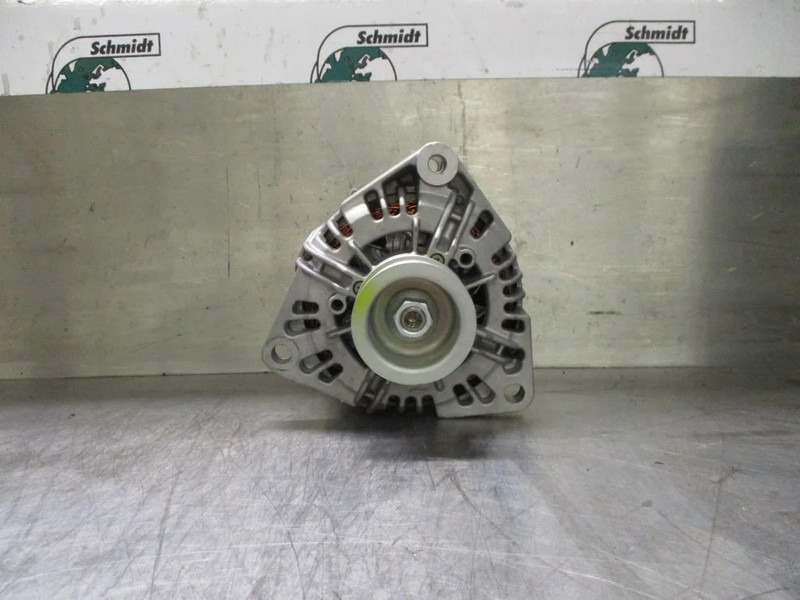 MAN 51.26101-7278//51.26101-7298//51.26101-7283 DYNAMO MAN TGX TGS EURO 6 NIEUWE & GEBRUIKT !!! - Alternador para Camión: foto 2 MAN 51.26101-7278//51.26101-7298//51.26101-7283 DYNAMO MAN TGX TGS EURO 6 NIEUWE & GEBRUIKT !!! - Alternador para Camión: foto 2