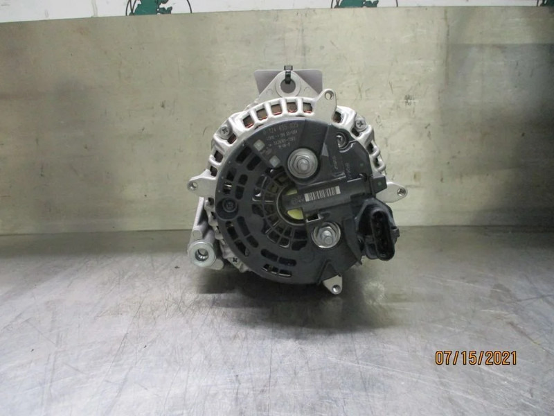 MAN 51.26101-7278//51.26101-7298//51.26101-7283 DYNAMO MAN TGX TGS EURO 6 NIEUWE & GEBRUIKT !!! - Alternador para Camión: foto 4 MAN 51.26101-7278//51.26101-7298//51.26101-7283 DYNAMO MAN TGX TGS EURO 6 NIEUWE & GEBRUIKT !!! - Alternador para Camión: foto 4