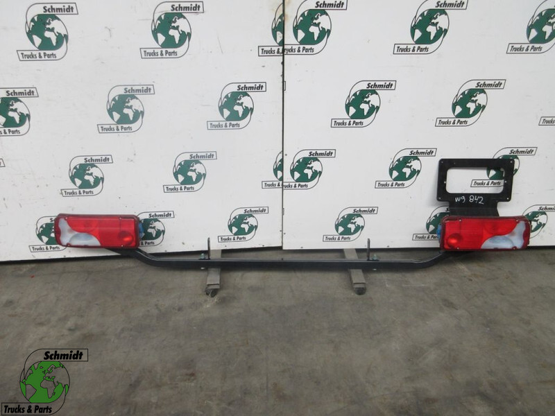 MAN ACHTERLICHT BALK MAN TGX - Luz trasera para Camión: foto 1 MAN ACHTERLICHT BALK MAN TGX - Luz trasera para Camión: foto 1