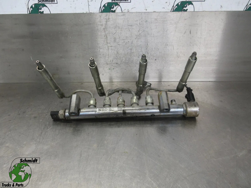 Mercedes-Benz A 934 078 03 45 BRANSTOFRAIL OM934LA EURO 6 - Procesamiento de combustible para Camión: foto 1 Mercedes-Benz A 934 078 03 45 BRANSTOFRAIL OM934LA EURO 6 - Procesamiento de combustible para Camión: foto 1