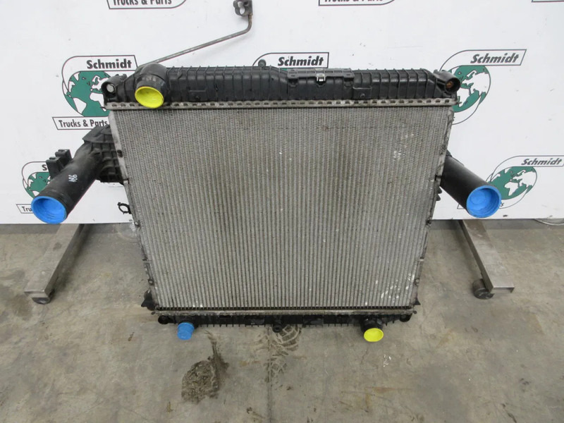 Mercedes-Benz A 967 500 03 01 // A 967 500 06 01 RADIATEUR INTERCOOLER ATEGO 1221 EURO 6 - Radiador para Camión: foto 2 Mercedes-Benz A 967 500 03 01 // A 967 500 06 01 RADIATEUR INTERCOOLER ATEGO 1221 EURO 6 - Radiador para Camión: foto 2