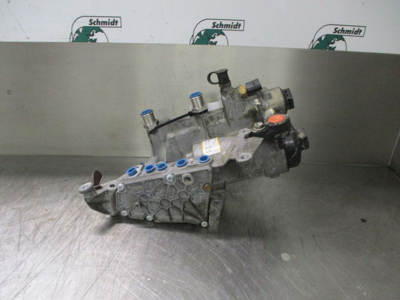 Mercedes-Benz ATEGO A 936 090 48 52 / 13 55 BRANDSTOFFILTER EURO 6 - Filtro de combustible para Camión: foto 2 Mercedes-Benz ATEGO A 936 090 48 52 / 13 55 BRANDSTOFFILTER EURO 6 - Filtro de combustible para Camión: foto 2